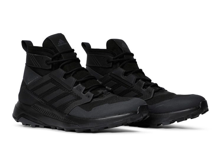 pharrell-x-terrex-trailmaker-mid-gtx-triple-black-gz8342_07