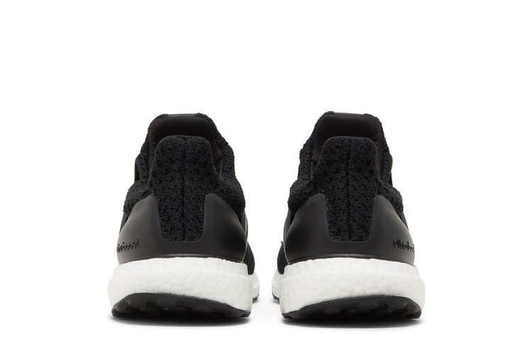 wmns-ultraboost-5-0-dna-black-white-gv8744_05
