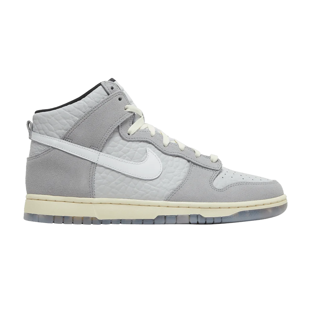 Krossovki-Nike-Dunk-High-Culture-Day