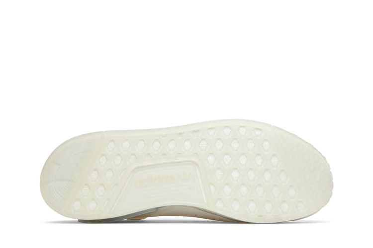Кроссовки Adidas NMD_R1 Spectoo 'White Silver Metallic'