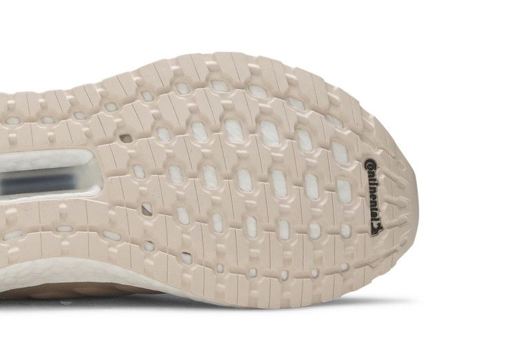 wmns-ultraboost-19-brown-g27492_04