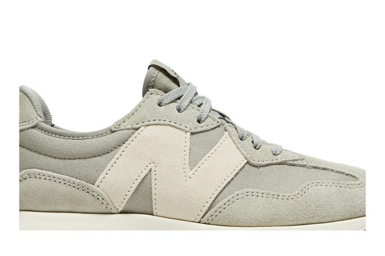 wmns-327-grey-oak-sea-salt-ws327fc_01