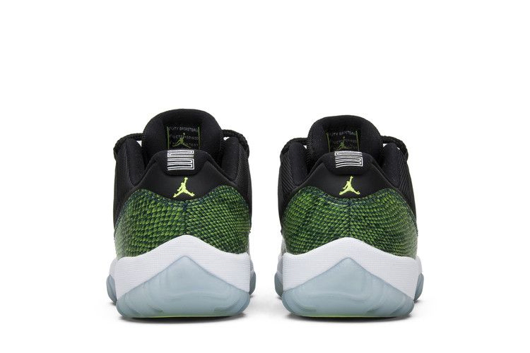 air-jordan-11-retro-low-snake-528895-033_05