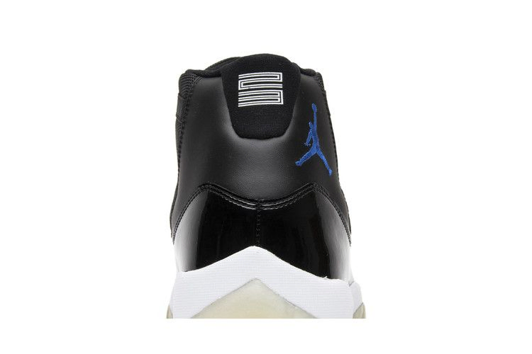 air-jordan-11-retro-space-jam-2009-37803-041_06
