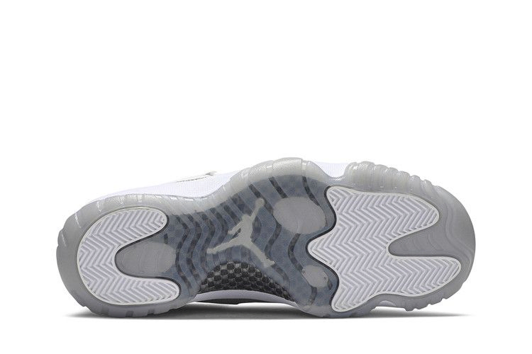 wmns-air-jordan-11-retro-vast-grey-ar0715-100_03