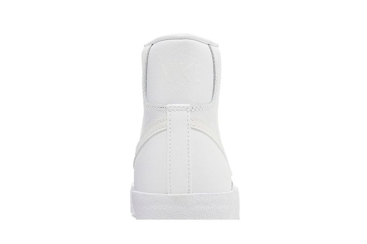 Кроссовки Nike Wmns Blazer '77 Vintage Mid 'Triple White'