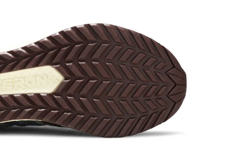 Кроссовки Saucony Freedom Runner 'Brown Grey'