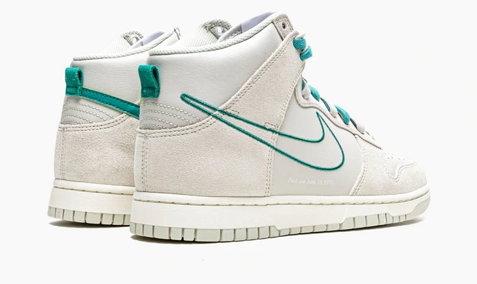 Nike-Dunk-High-SE-First-Use-Pack-Light-Bone-Green-Noise-3-1