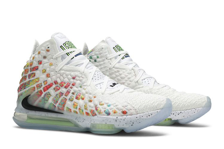 lebron-17-air-command-force-bq3177-100_07