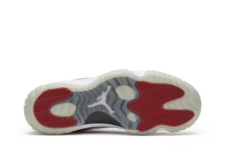 air-jordan-11-retro-low-cherry-528895-102_03