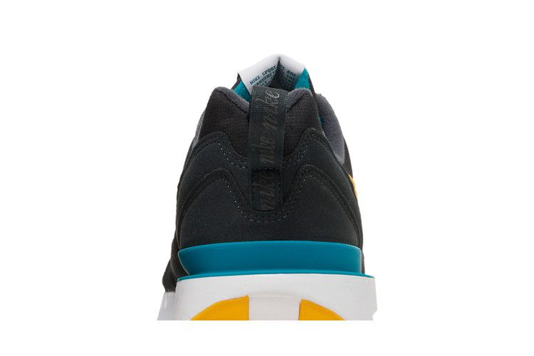air-max-dawn-dark-smoke-grey-university-gold-dh4656-001_06