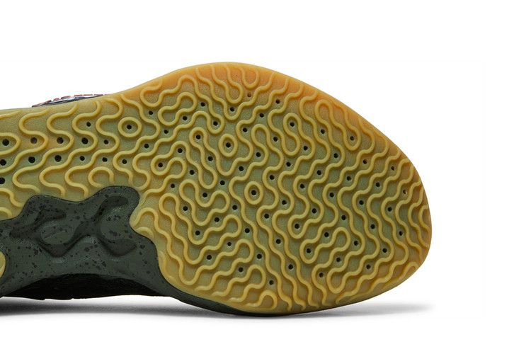 Кроссовки Nike Air Zoom GT Run 'Carbon Green'