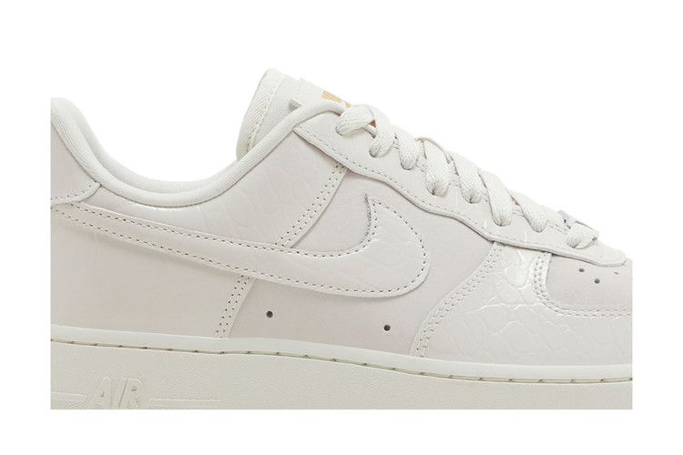Кроссовки Nike Wmns Air Force 1 '07 LX 'Phantom Croc'