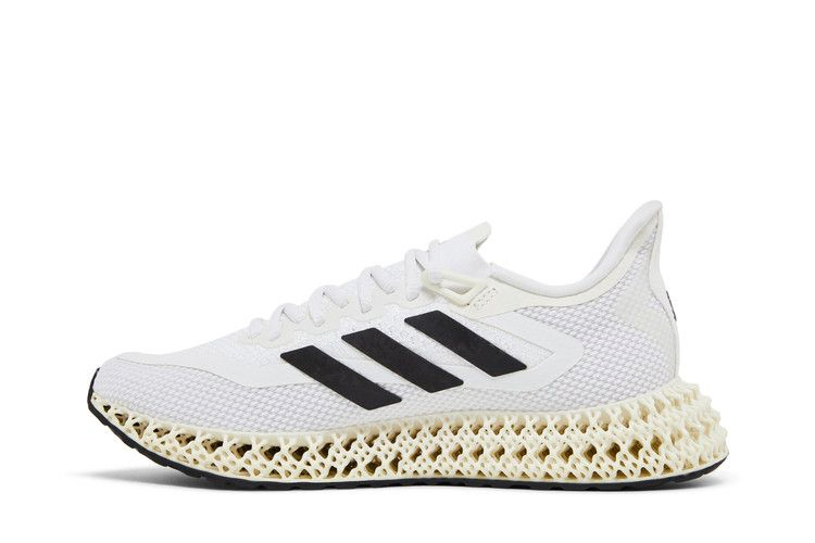 4dfwd-2-white-black-gx9247_02