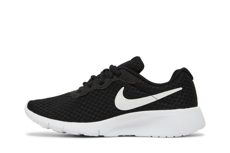 tanjun-ps-black-white-818382-011_02