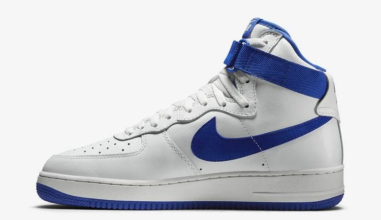 Krossovki-Nike-Air-Force-1-High-OG-White-Royal-Blue-2