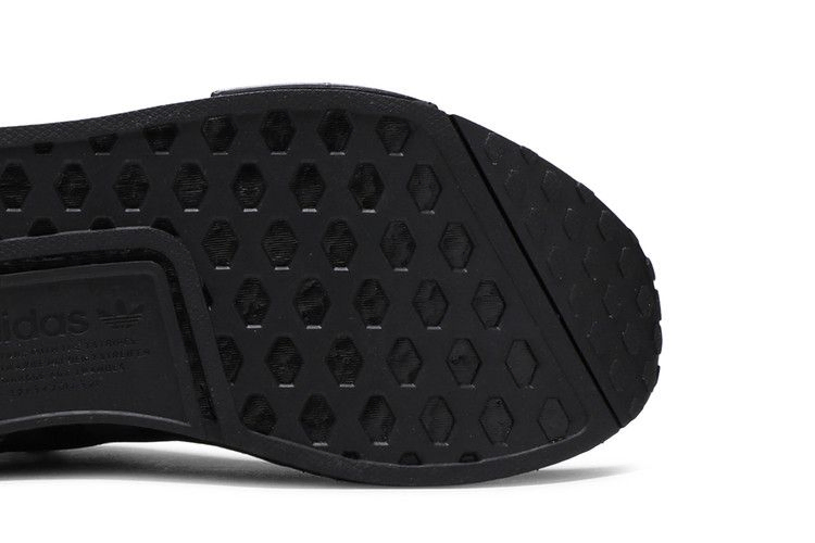 Кроссовки Pharrell x adidas NMD_R1 'Black Future'
