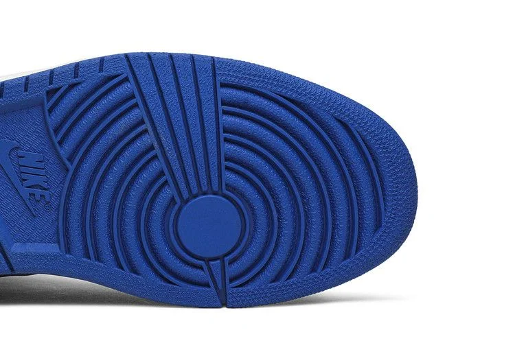 Кроссовки Air Jordan 1 Retro 'Royal' 2001