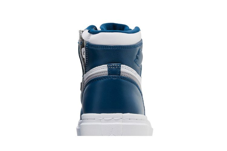 Кроссовки Wmns Air Jordan 1 Elevate High 'Sky J French Blue'