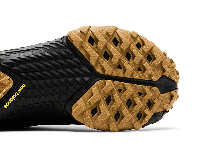 Кроссовки New Balance Wmns Minimus Trail 'Black Great Plains'