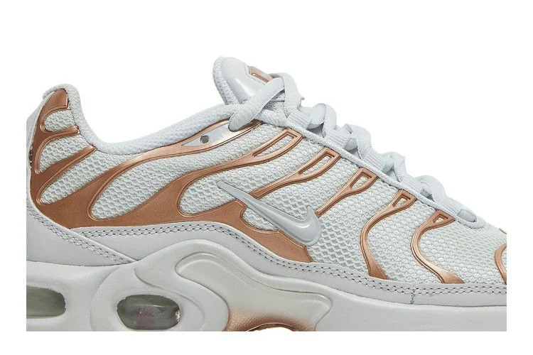 Кроссовки Nike Air Max Plus GS 'Pure Platinum'