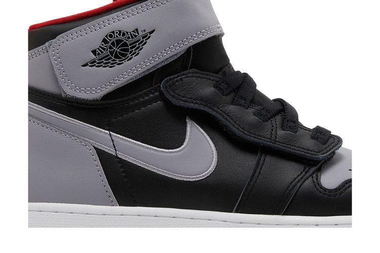 air-jordan-1-high-flyease-gs-bred-shadow-dc7986-010_01