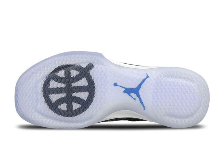 air-jordan-31-low-quai-54-921195-154_04