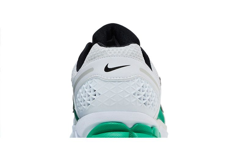 wmns-air-zoom-vomero-5-white-stadium-green-fj2028-102_06