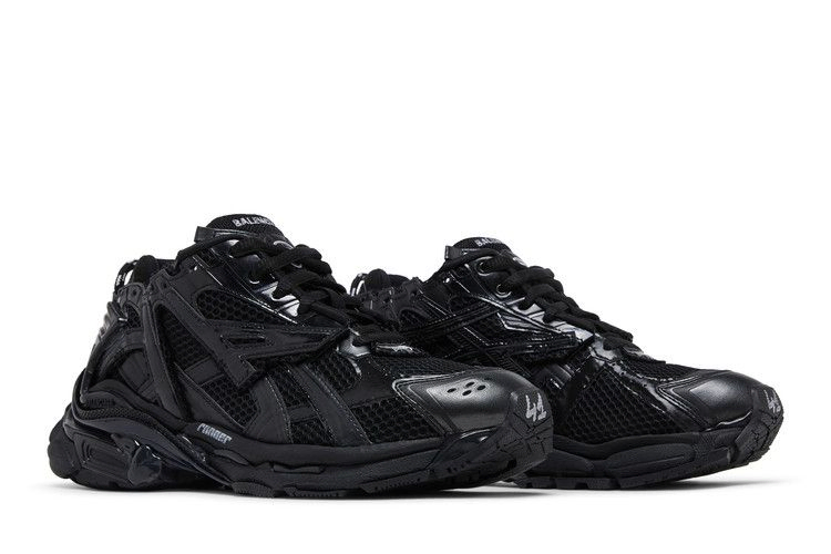 balenciaga-runner-sneaker-black-656065-w3ra1-1000_07