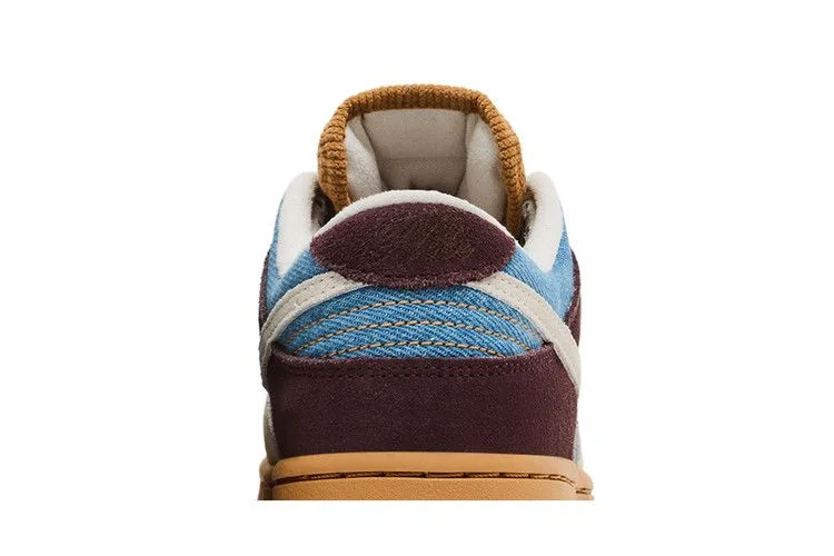 Кроссовки Nike Wmns Dunk Low 'Love & Peace'