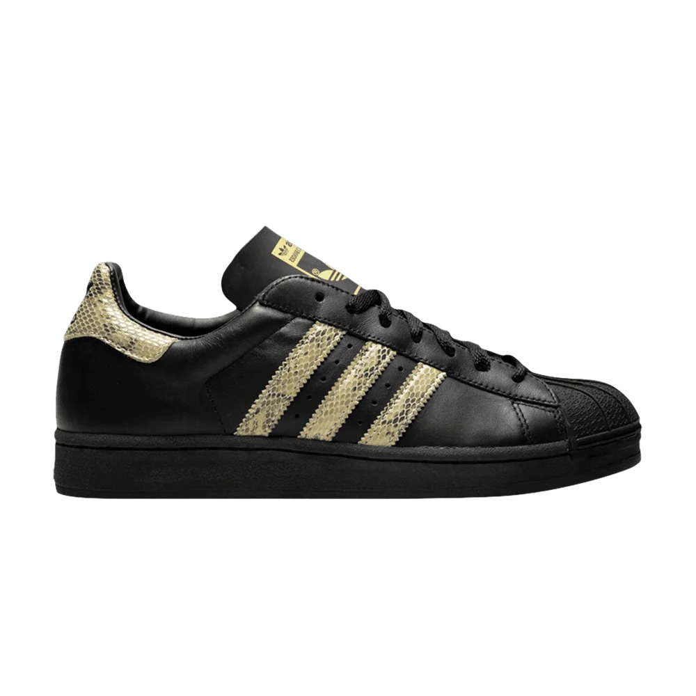 Krossovki-Adidas-Superstar-Snakeskin-Black