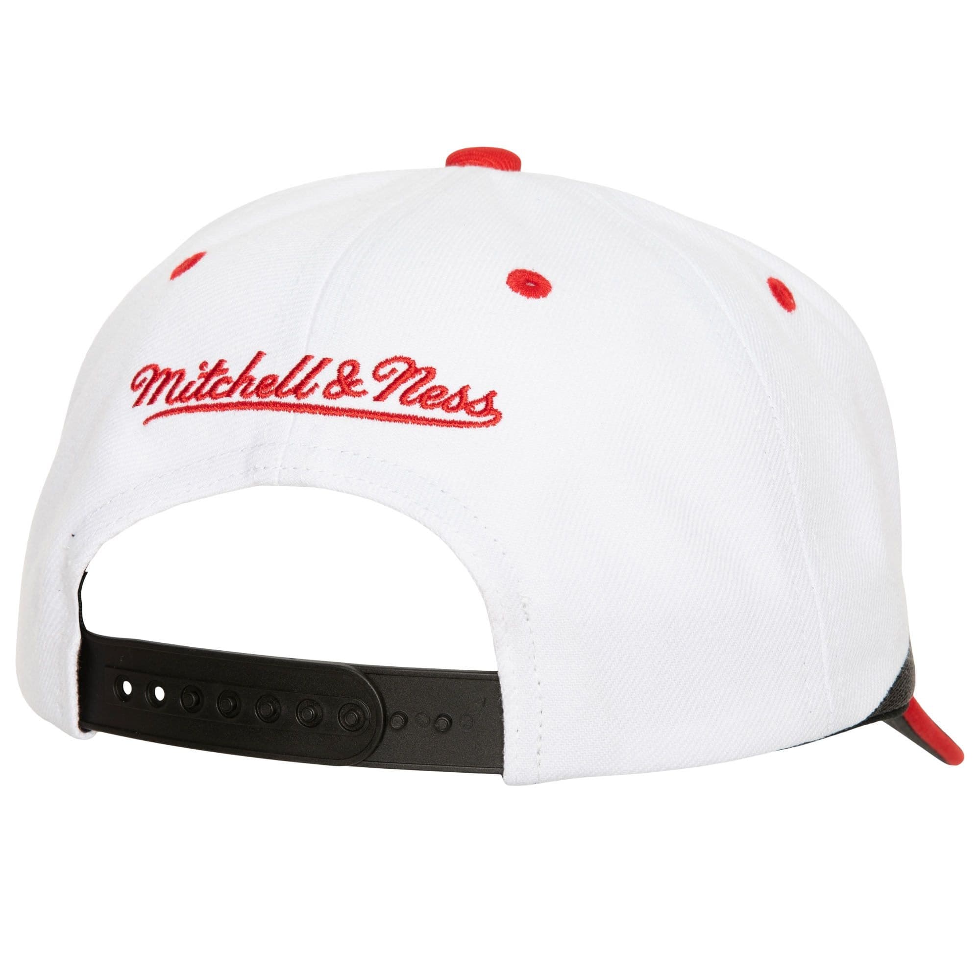 Mitchell-Ness-Retrodome-Pro-Snapback-HWC-Atlanta-Hawks-Hat-1
