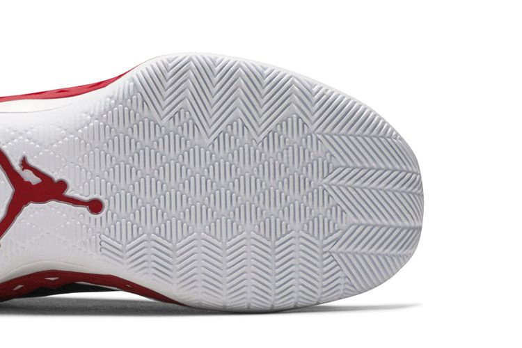 jordan-jumpman-diamond-mid-black-university-red-ci1204-006_04