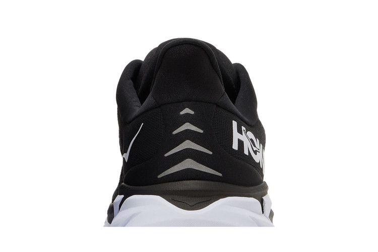 clifton-8-black-white-1119393-bwht_06