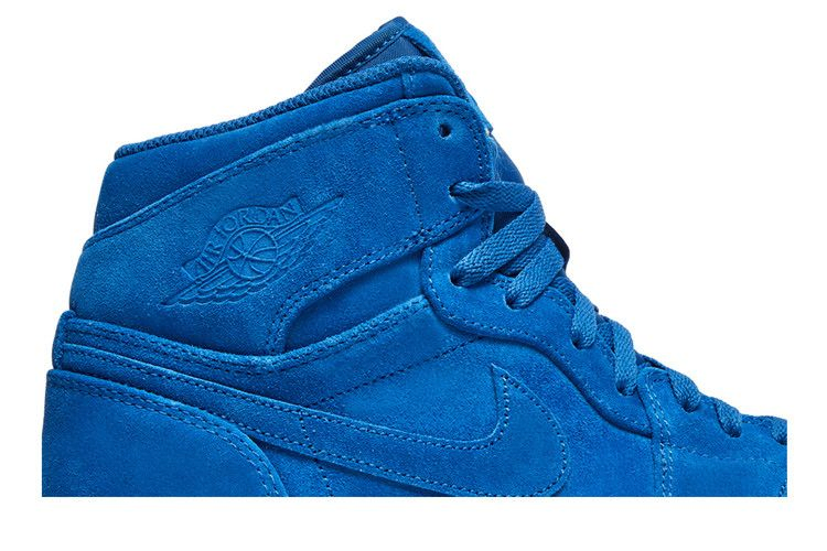 Кроссовки Air Jordan 1 Retro High 'Blue Suede'