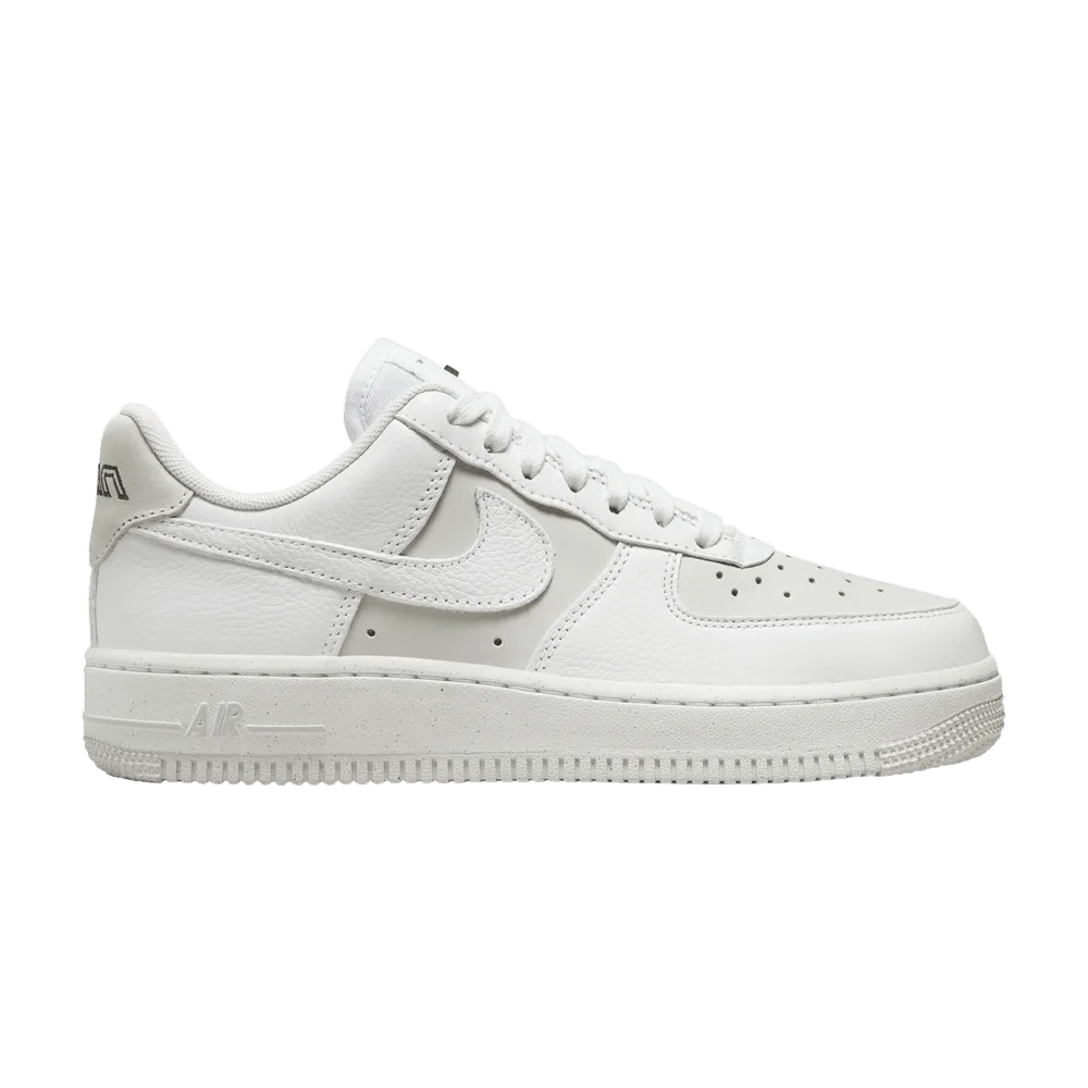 Кроссовки Nike Wmns Air Force 1 '07 LX  'White Light Smoke Grey'