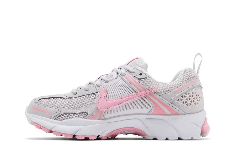 Krossovki-Nike-Vomero-5-GS-Vast-Grey-Medium-Soft-Pink-2