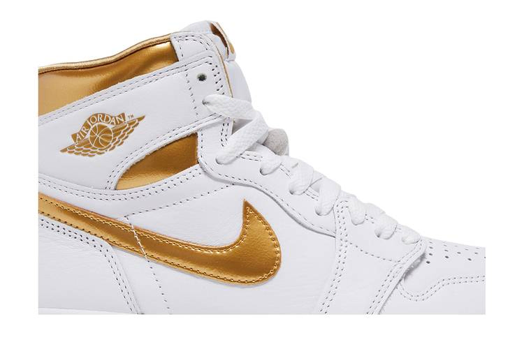 Кроссовки Wmns Air Jordan 1 Retro High OG 'Metallic Gold'