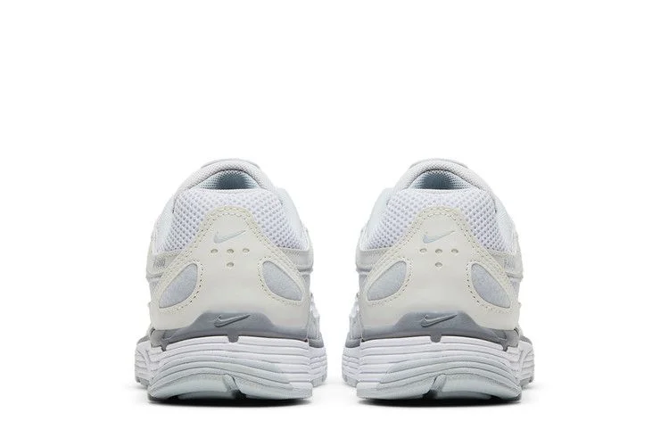 Krossovki-Nike-Womens-P-6000-Metallic-Summit-White-5