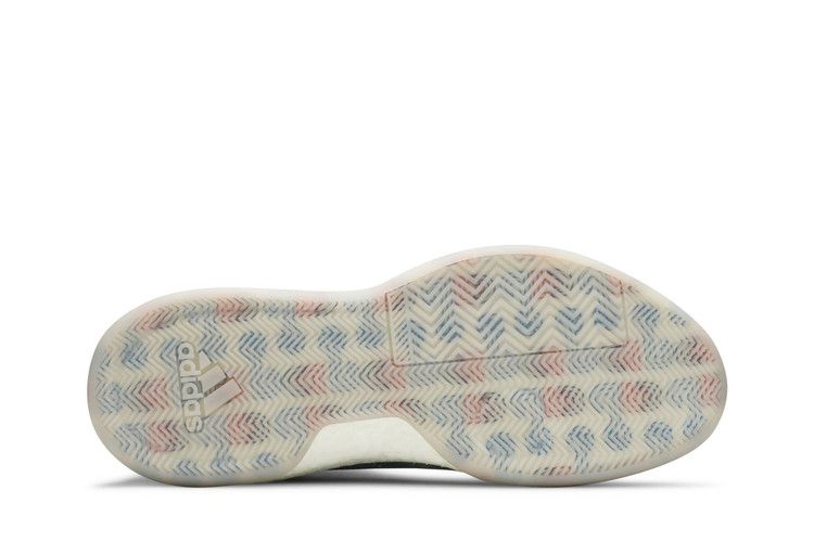 marquee-boost-low-footwear-white-g27745_03