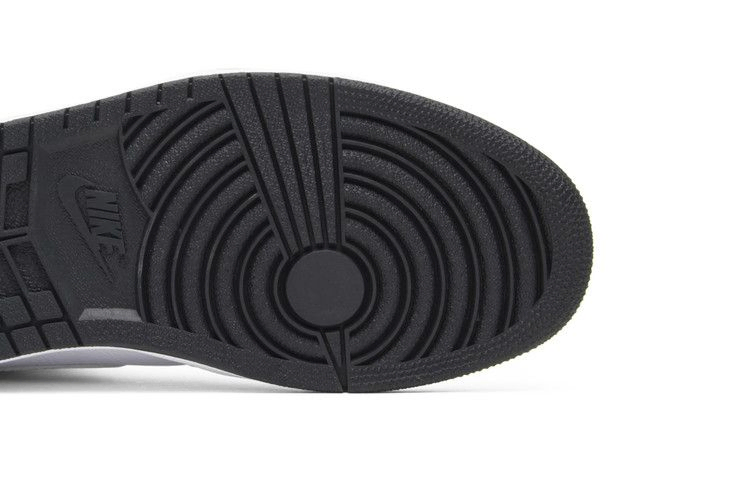air-jordan-1-retro-high-og-555088-100_04