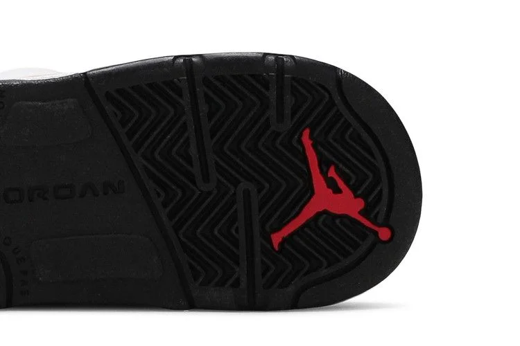 Krossovki-Air-Jordan-5-TD-White-Fire-Red-2013-4