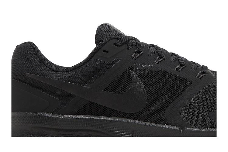 Кроссовки Nike Run Swift 3 'Triple Black'