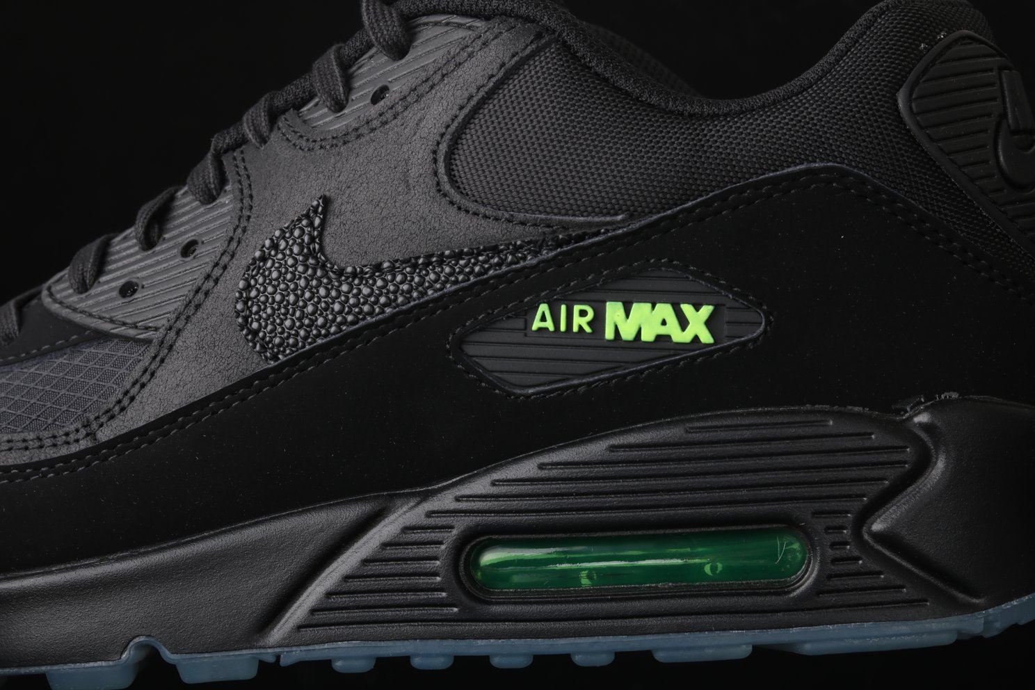 Air-Max-90-Night-Ops-11