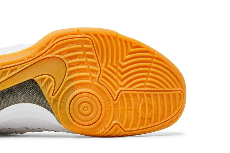 hyperdunk-undftd-sp-undftd-598471-110_04