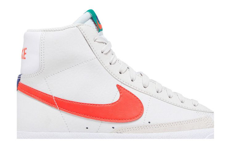 blazer-mid-77-gs-platinum-tint-bright-crimson-da4086-004_01
