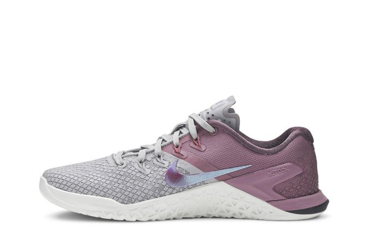 wmns-metcon-4-xd-grey-true-berry-cd3128-008_02