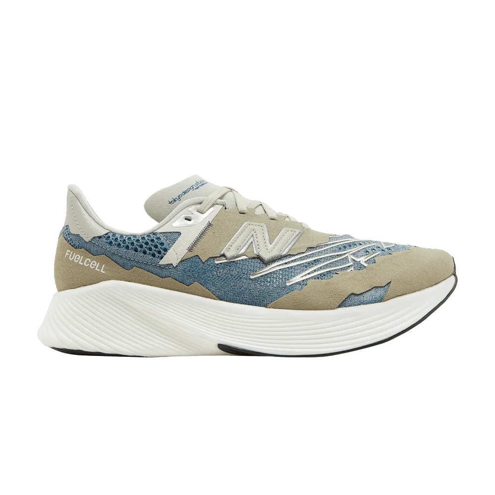 Krossovki-Tokyo-Design-Studio-x-New-Balance-FuelCell-RC-Elite-v2-Japan