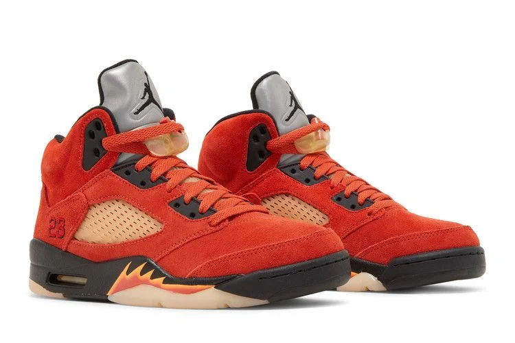 Krossovki-Wmns-Air-Jordan-5-Retro-Dunk-on-Mars-7