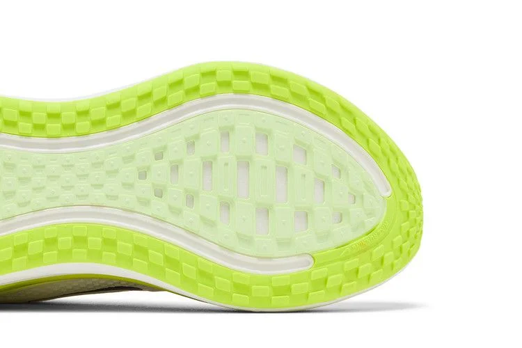 Кроссовки Nike Vomero Plus 'White Volt'
